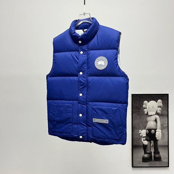 Canada Goose Men's Blue Puffer Vest - Picture 1 of 8